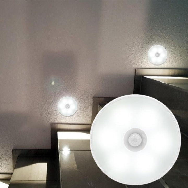 2x Automatic LED wall light