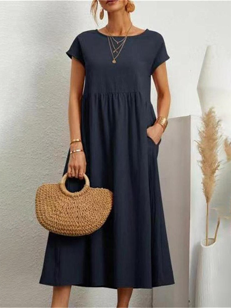 Long summer dress with short sleeves and round neck